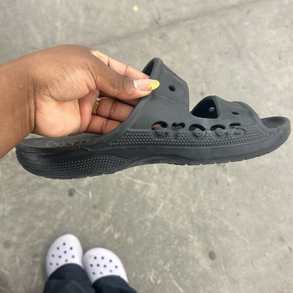 CROCS Classic Cozzzy Sandal size 10us men - Picture 4 of 4